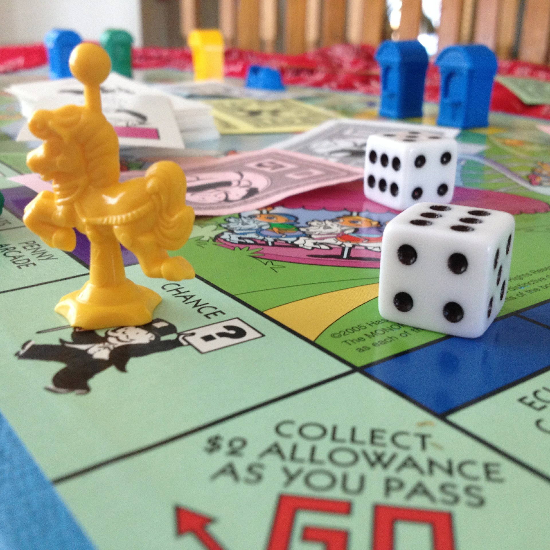monopoly-junior-600771_1920.jpg